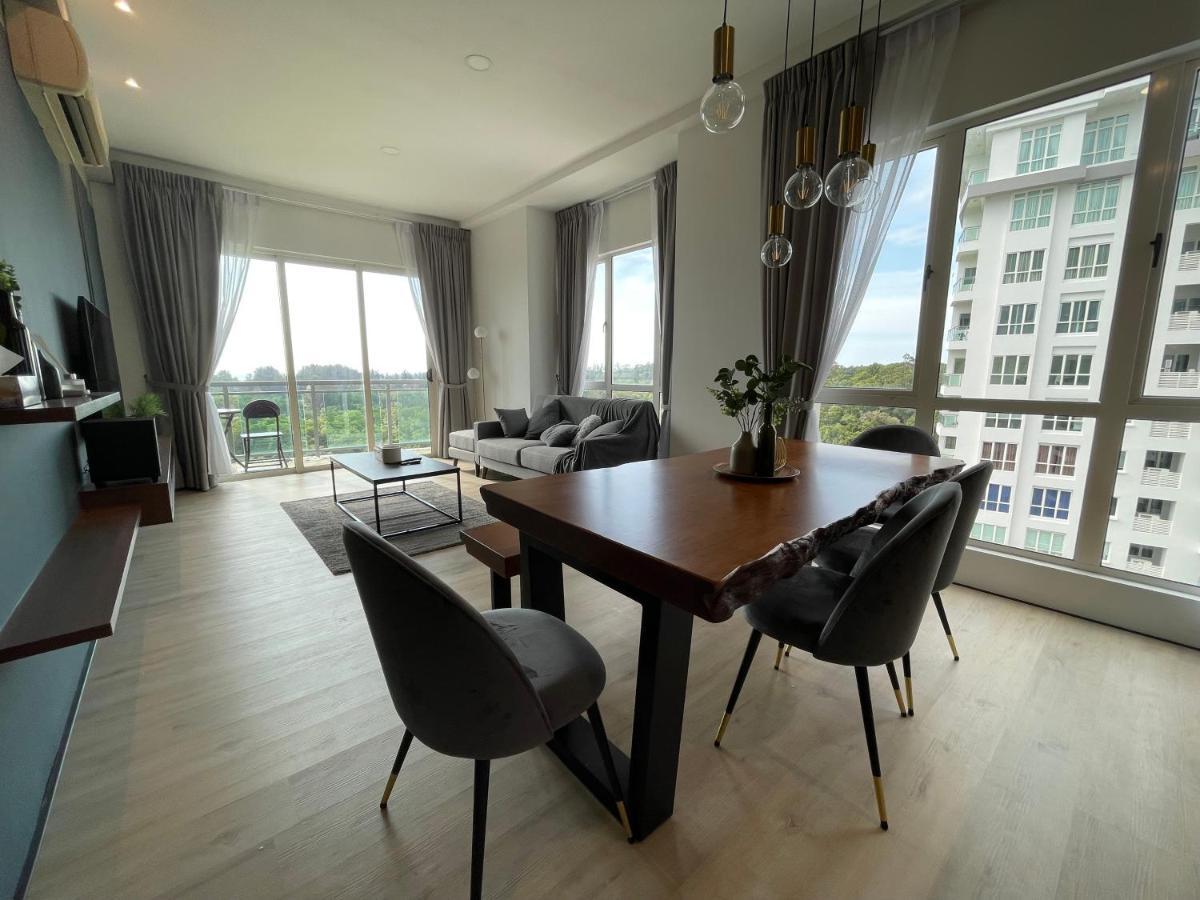 Santubong Suites B Just Like Home Damai Kuching Exterior foto