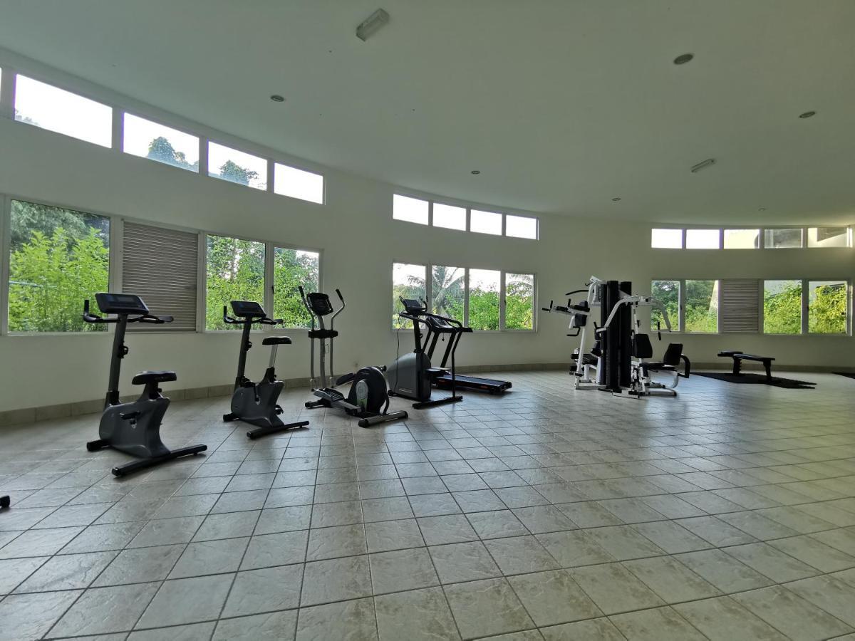 Santubong Suites B Just Like Home Damai Kuching Exterior foto